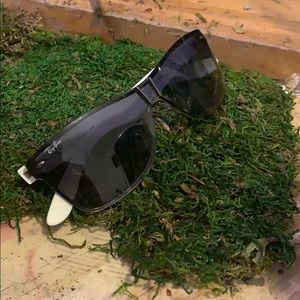 Ray ban uses sunglasses